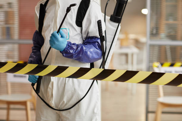 Professional Biohazard technician working in Farmingdale, NJ